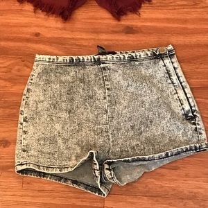 what is a size 4 in forever 21 jeans